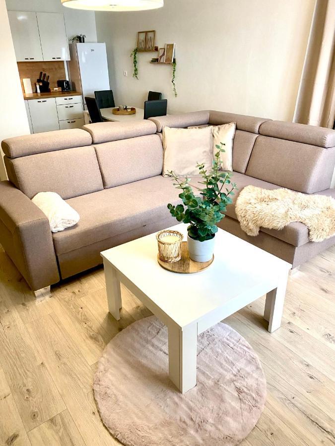 The Elite Suite Downtown A/C & Garage Parking Pressburg Exterior foto